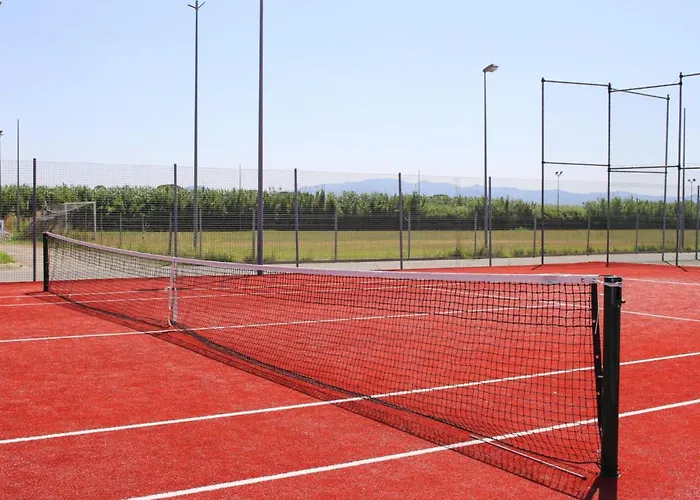 Апартаменты In Cecina Mare Near Sandy Beaches Марина-ди-Чечина