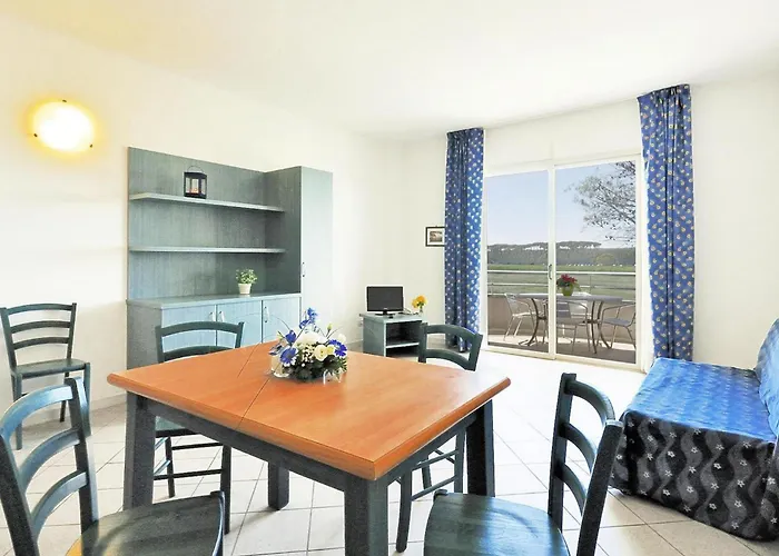 In Cecina Mare Near Sandy Beaches Марина-ди-Чечина